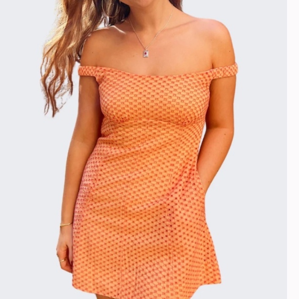 NWT FreePeople Berry Kiss Embroidered Off-theShoulder Mini Dress Peach combo XS
